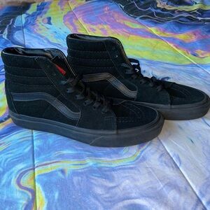 Black suede vans